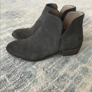 Splendid short boots - grey suede - size 8